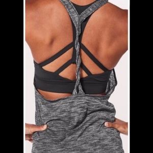 🏠 Moving Sale 📦 NWT Lululemon Twist + Toil